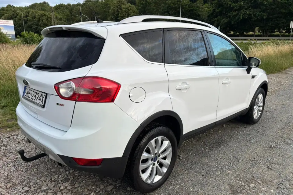 Ford Kuga 2011, zdjęcie 2
