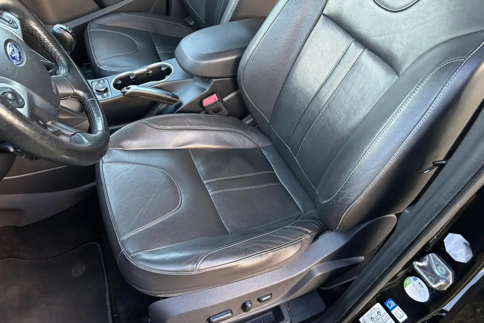 Ford Kuga, фото 3 з 18