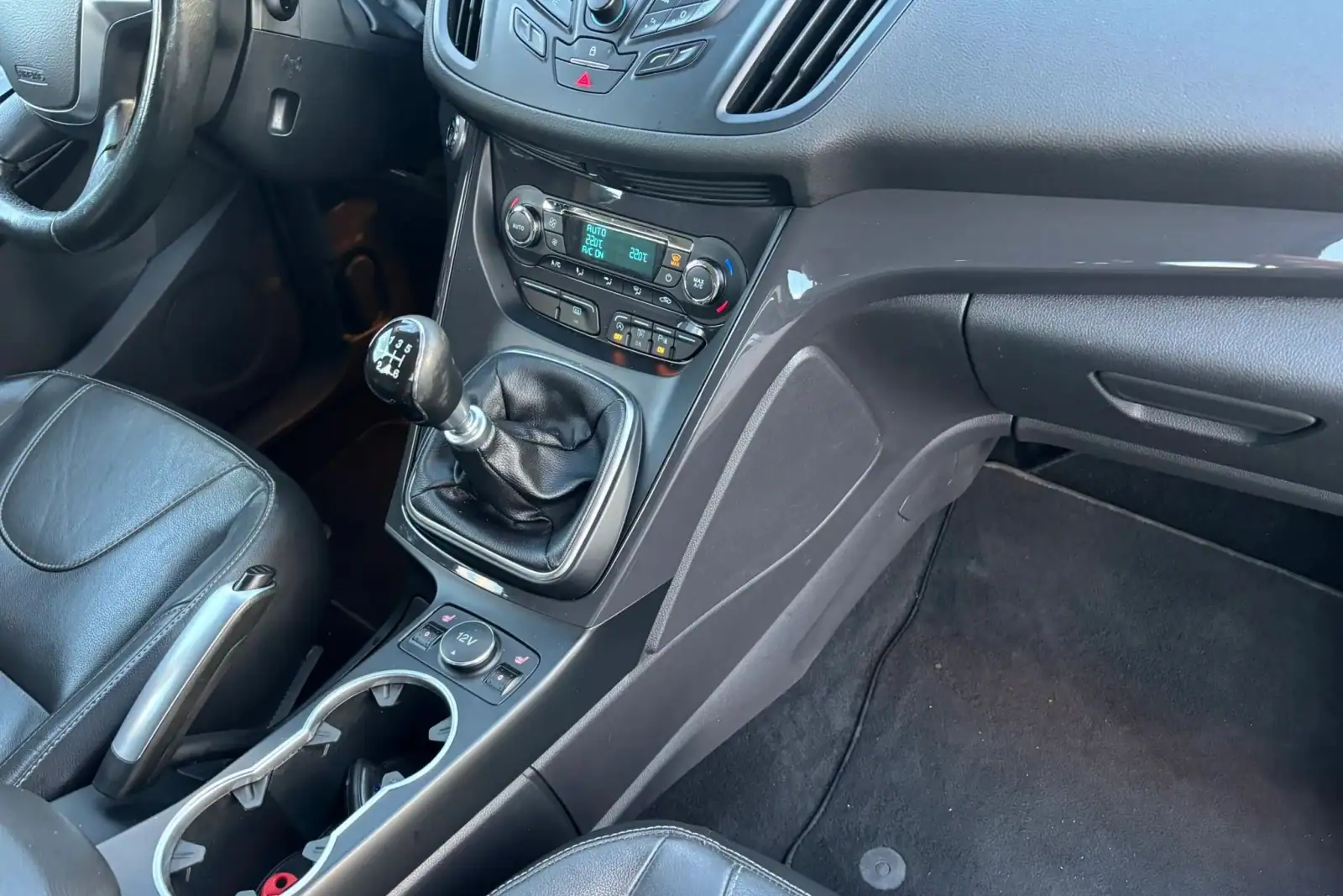 Ford Kuga, фото 13 з 18