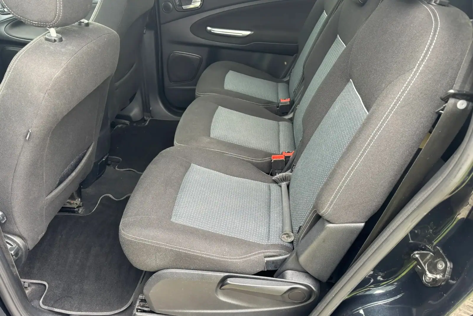 Ford S-Max, zdjęcie 6 z 20