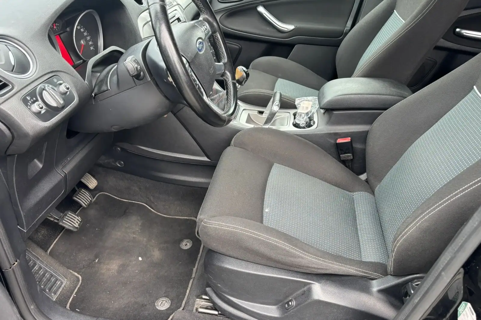 Ford S-Max, zdjęcie 16 z 20