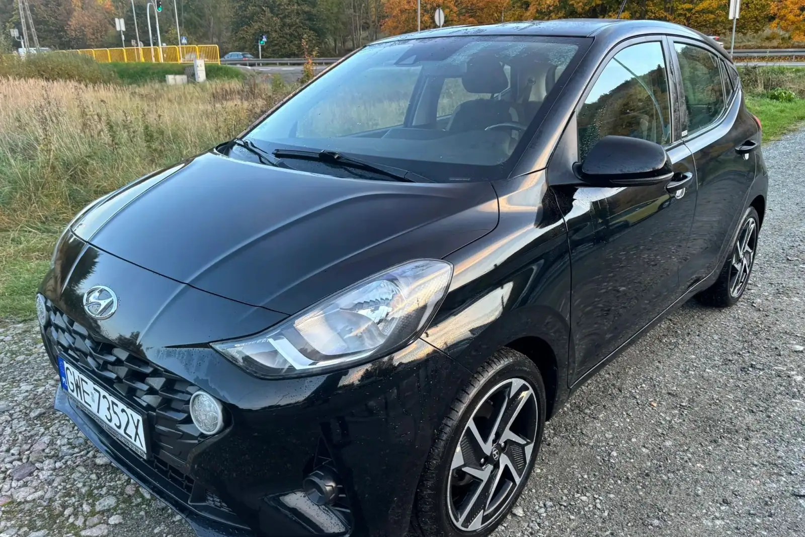 Hyundai i10, photo 8 of 24