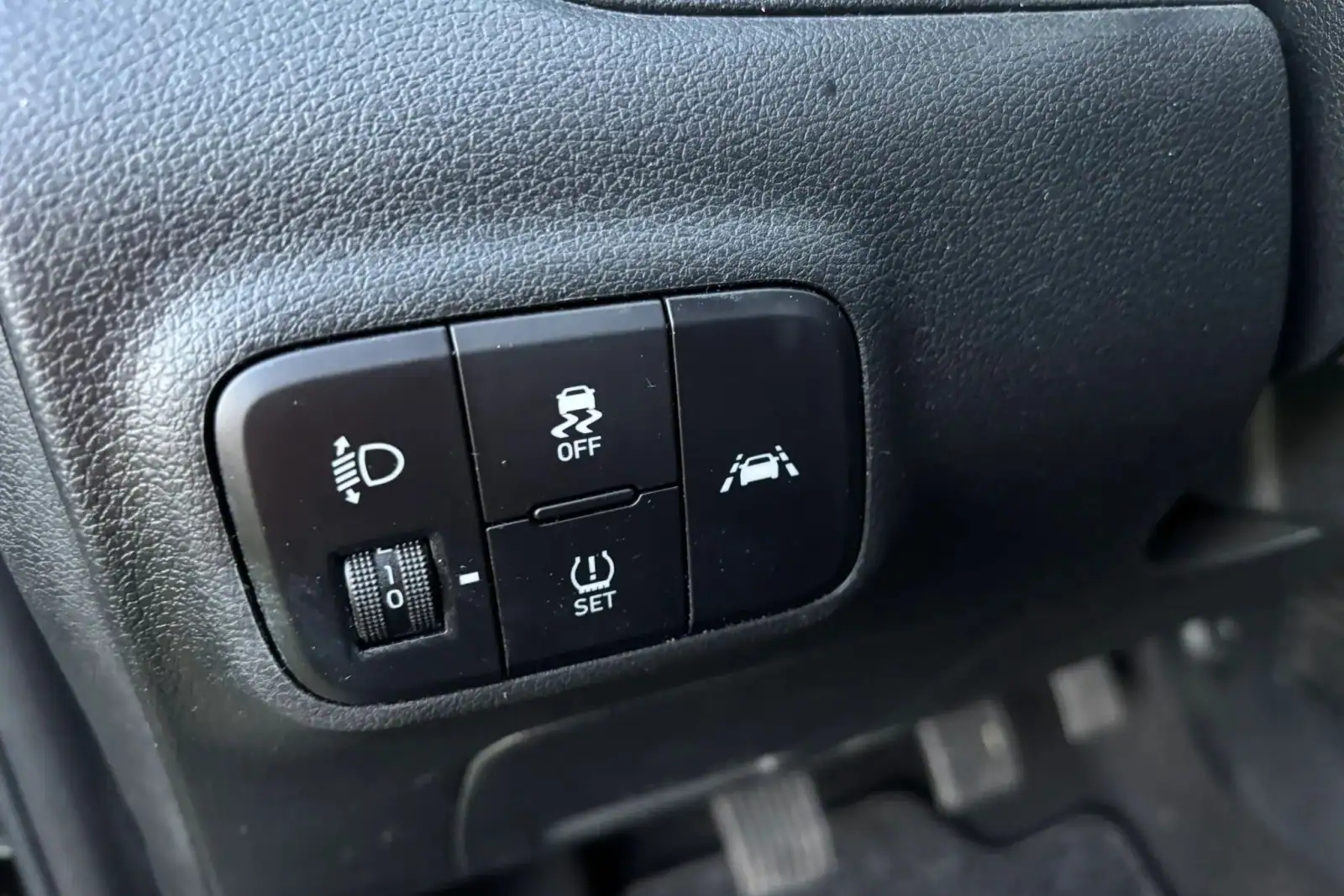 Hyundai i10, photo 24 of 24