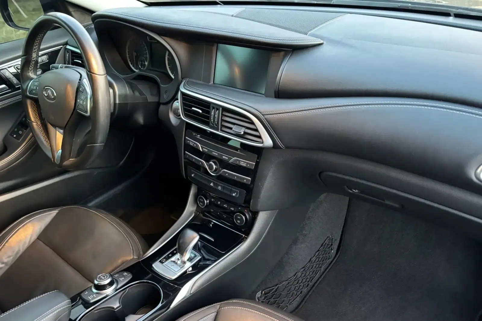 Infiniti QX, zdjęcie 7 z 24