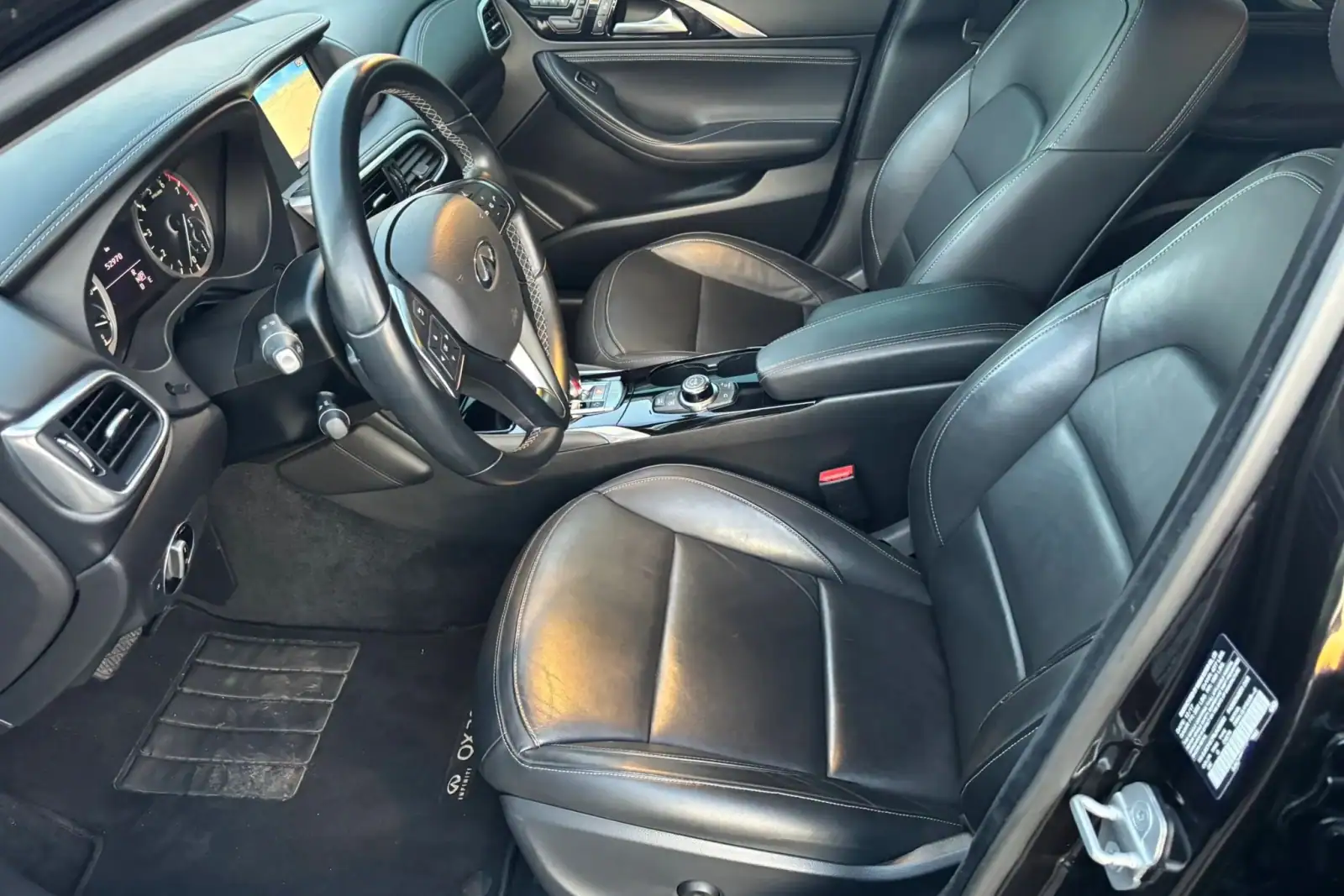 Infiniti QX, zdjęcie 16 z 24