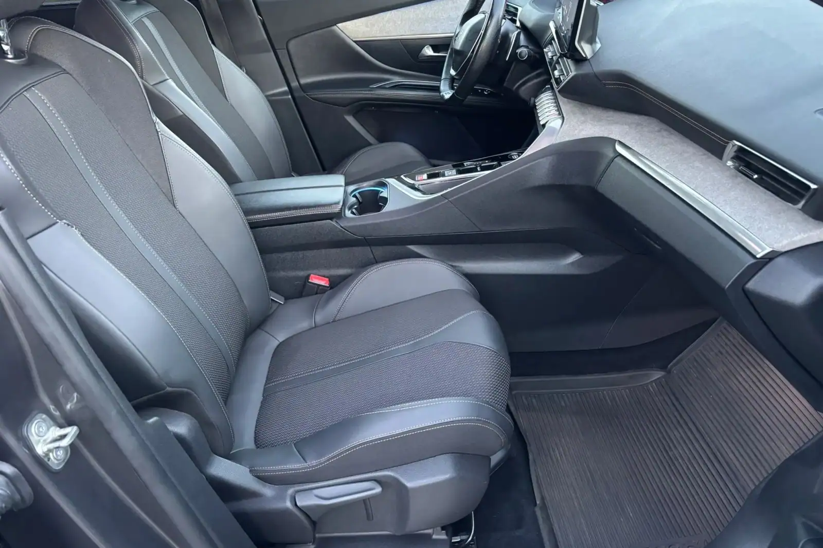 Peugeot 5008, zdjęcie 6 z 21