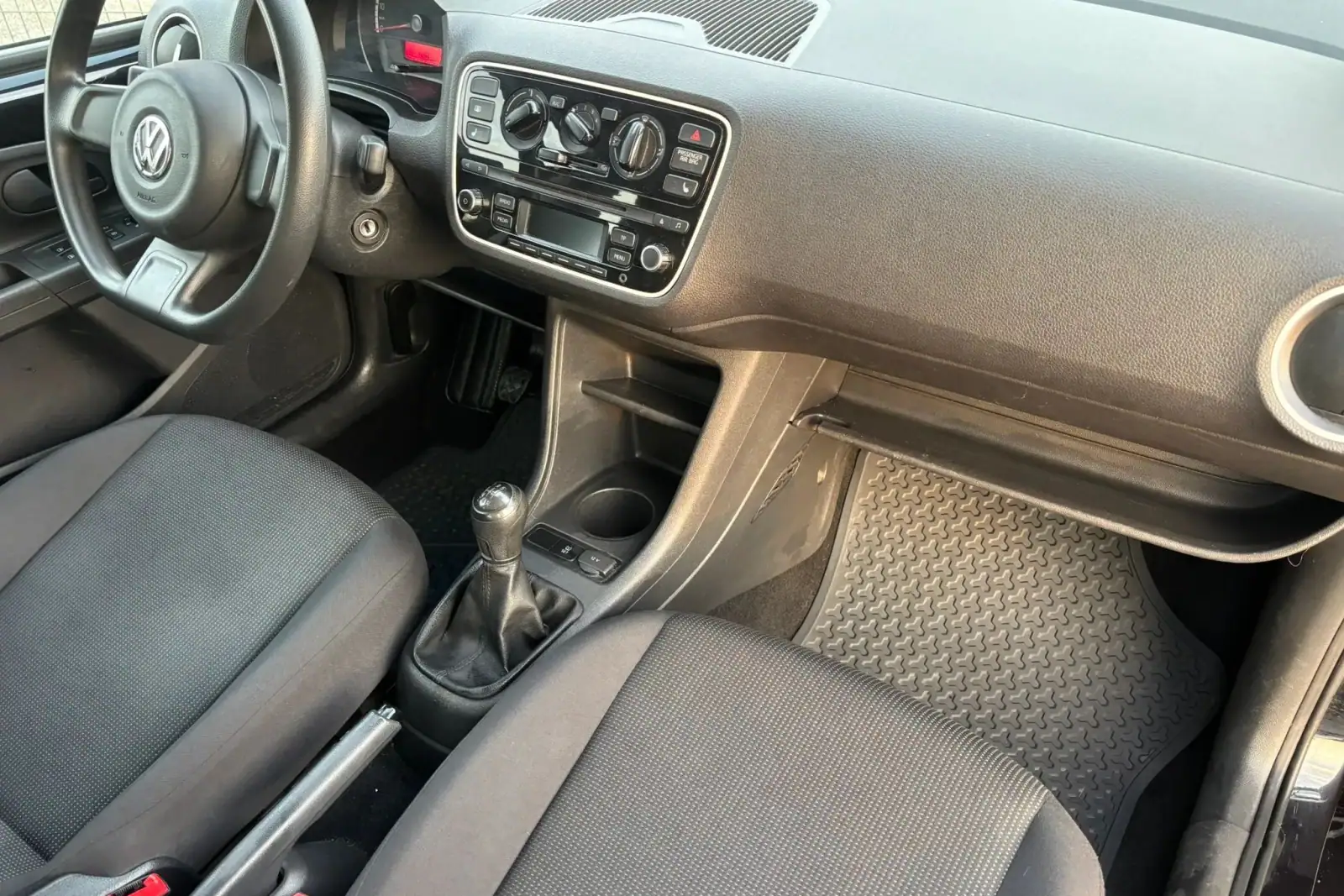 Volkswagen up!, zdjęcie 11 z 14