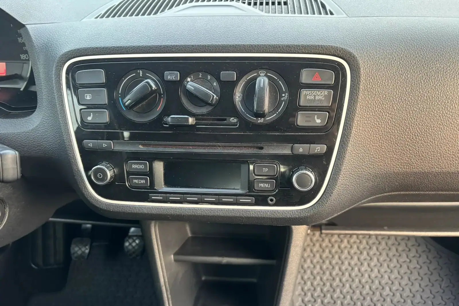 Volkswagen up!, zdjęcie 12 z 14