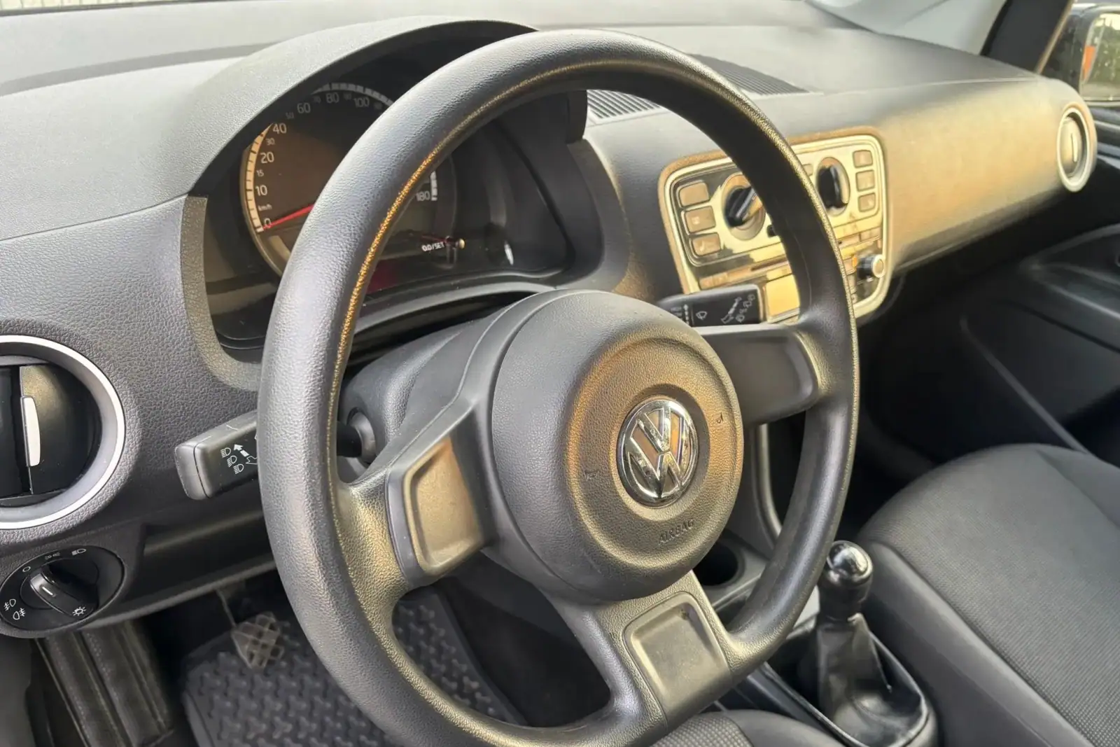 Volkswagen up!, zdjęcie 13 z 14